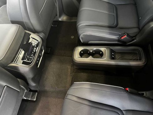 New 2026 INFINITI QX80 4WD image 14