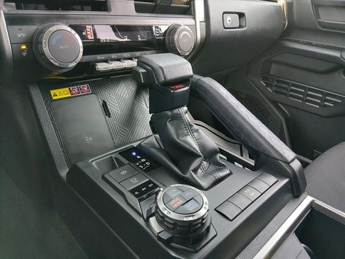 Used 2025 Toyota 4Runner TRD Off-Road AWD/4WD image 20