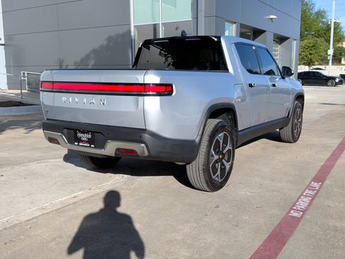 Used 2024 Rivian R1T Adventure AWD/4WD image 10