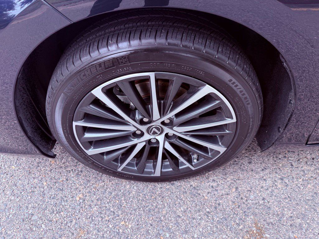 Certified 2025 Lexus ES 350 w/ Premium Package FWD image 15