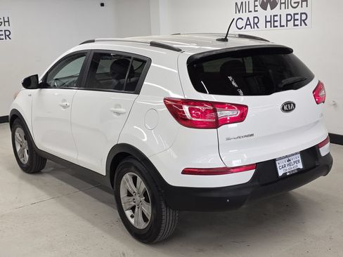Used 2011 Kia Sportage LX w/ Convenience Pkg AWD/4WD image 11