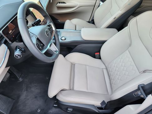 New 2025 Volvo EX90 Ultra image 9