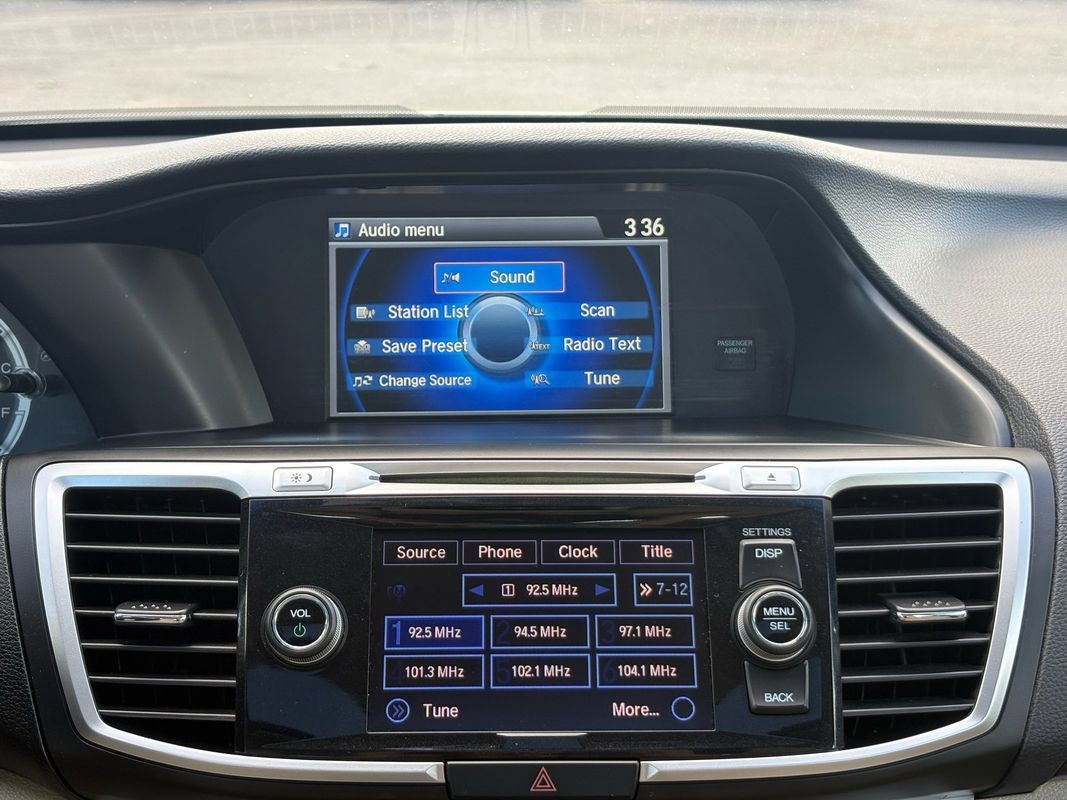Used 2015 Honda Accord EX-L image 18