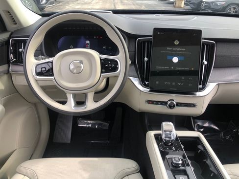 New 2026 Volvo XC90 B6 Ultra w/ Protection Package image 17