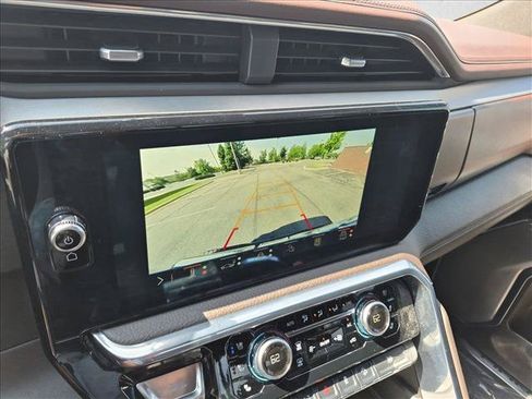Used 2024 GMC Sierra 1500 Denali w/ Technology Package AWD/4WD image 12