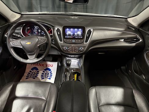 Used 2024 Chevrolet Malibu LT FWD image 14