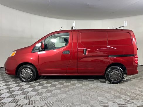 Used 2015 Nissan NV200 SV w/ Exterior Appearance Package image 9