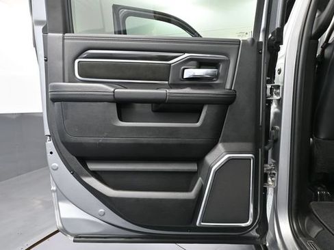 Used 2022 RAM 2500 Laramie AWD/4WD image 39