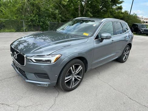 Used 2018 Volvo XC60 T6 Momentum w/ Advanced Package AWD/4WD image 2