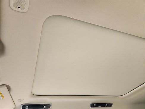 New 2026 Land Rover Range Rover SE image 18