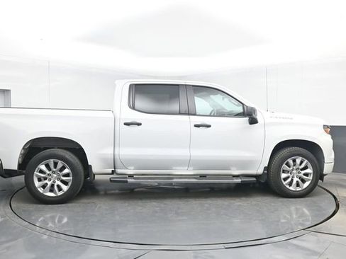 Used 2022 Chevrolet Silverado 1500 Custom RWD image 15