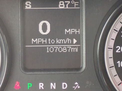 Used 2021 RAM 1500 Classic SLT AWD/4WD image 24