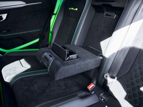 Used 2024 Lamborghini Urus Performante AWD/4WD image 60