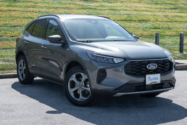 Used 2025 Ford Escape ST-Line AWD/4WD image 6