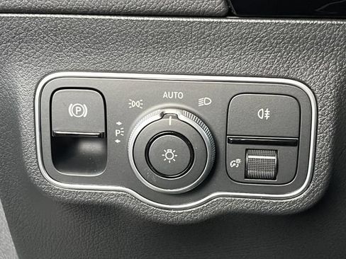 New 2025 Mercedes-Benz GLA 35 AMG 4MATIC image 24