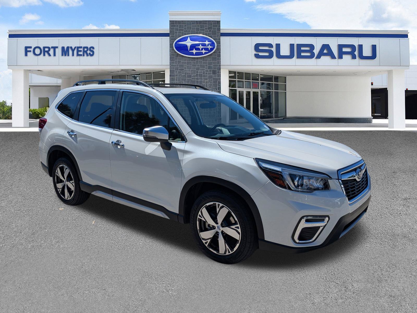 Used 2019 Subaru Forester Touring AWD/4WD image 2