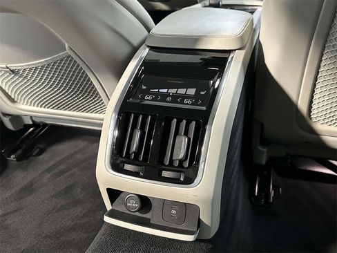 Used 2023 Volvo S90 B6 Plus w/ Protection Package Premier image 17