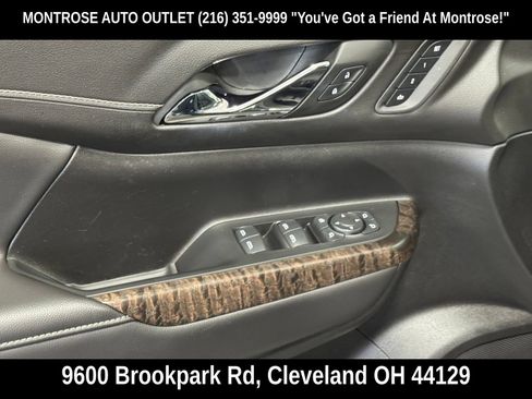 Used 2023 GMC Acadia Denali w/ Black Diamond Edition AWD/4WD image 15