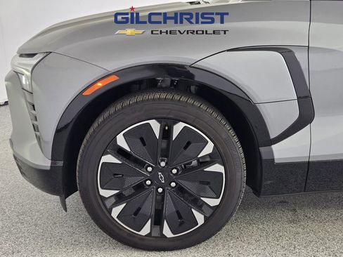 New 2025 Chevrolet Blazer EV RS image 8