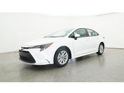 New 2026 Toyota Corolla LE image 17