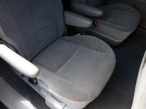 Used 1999 Ford Windstar SE FWD image 12