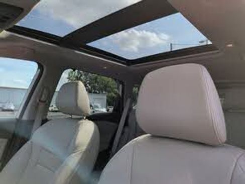 Used 2023 Nissan Rogue SL w/ SL Premium Package FWD image 26