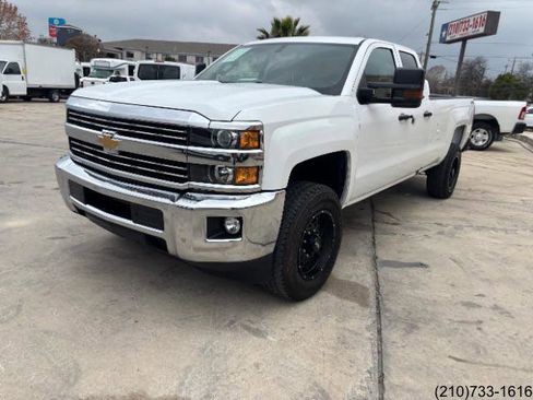 Used 2018 Chevrolet Silverado 3500 W/T w/ WT Convenience Package image 3