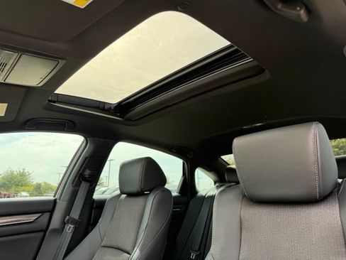 Used 2020 Honda Accord Sport image 11