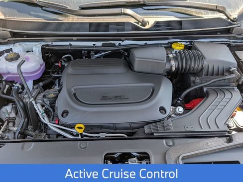 New 2027 Chrysler Pacifica Select FWD image 14
