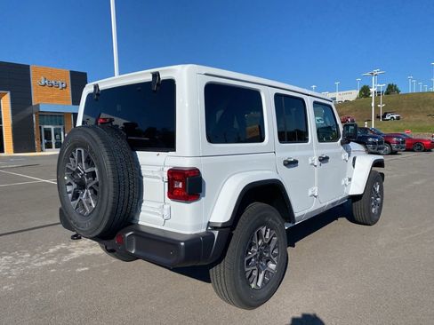 New 2025 Jeep Wrangler Unlimited Sahara w/ Safety Group AWD/4WD image 3