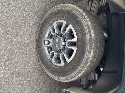 New 2026 GMC Sierra 2500 SLT w/ SLT Premium Package image 9