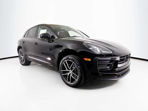 New 2025 Porsche Macan AWD/4WD image 7