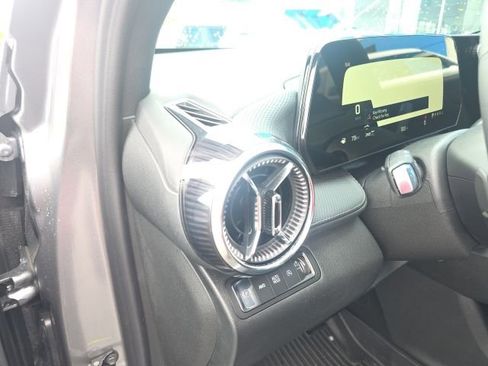 New 2026 Chevrolet Equinox LT w/ Convenience Package II image 12