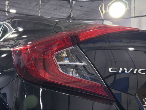 Used 2020 Honda Civic LX image 15