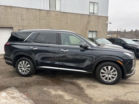 Used 2023 Hyundai Palisade SEL w/ Cargo Package image 7