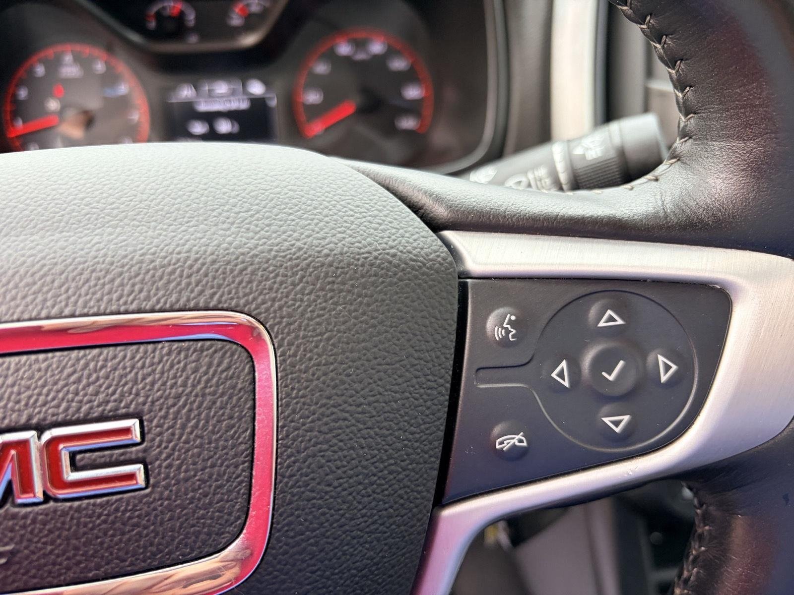 Used 2022 GMC Canyon Elevation w/ Elevation Premium Package AWD/4WD image 14