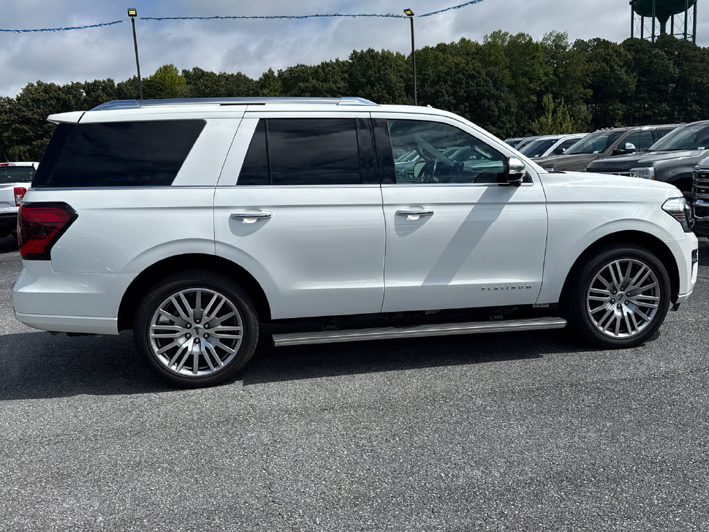 Used 2023 Ford Expedition Platinum AWD/4WD image 8