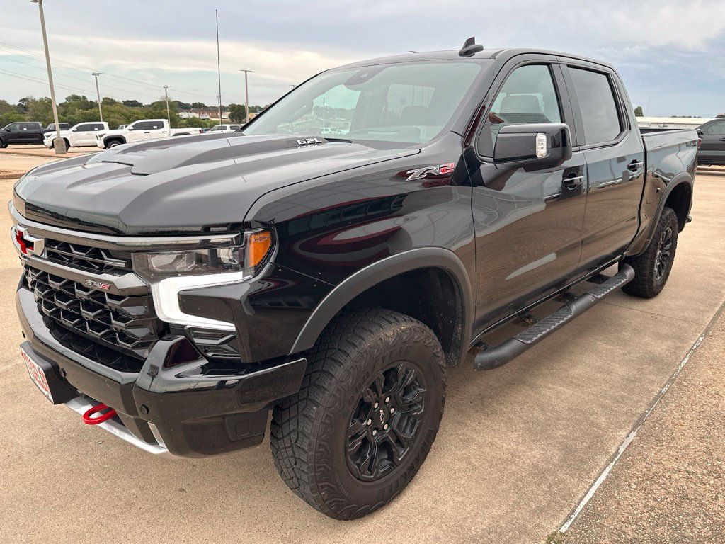 Used 2026 Chevrolet Silverado 1500 ZR2 AWD/4WD image 3