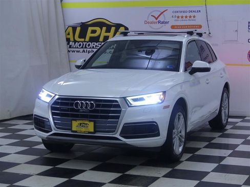 Used 2018 Audi Q5 Prestige AWD/4WD image 2