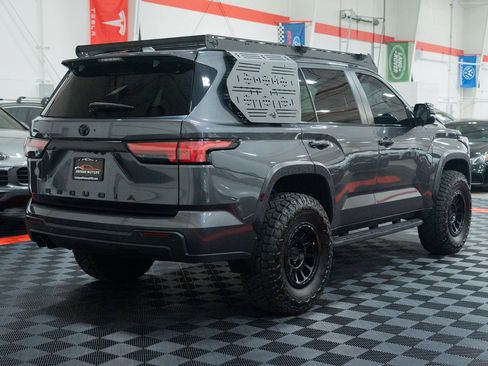 Used 2024 Toyota Sequoia TRD Pro AWD/4WD image 8