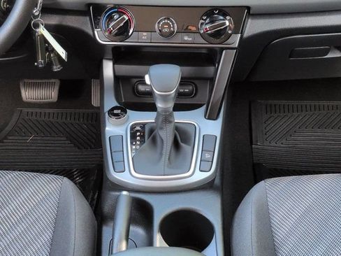 Used 2026 Kia Seltos LX FWD image 18