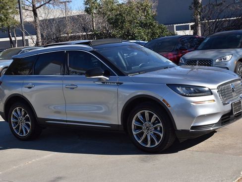 Certified 2022 Lincoln Corsair FWD w/ Premium Package image 5