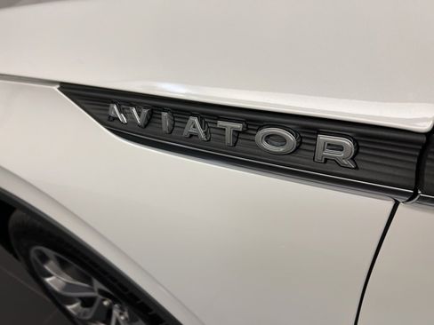 Used 2025 Lincoln Aviator Reserve image 41