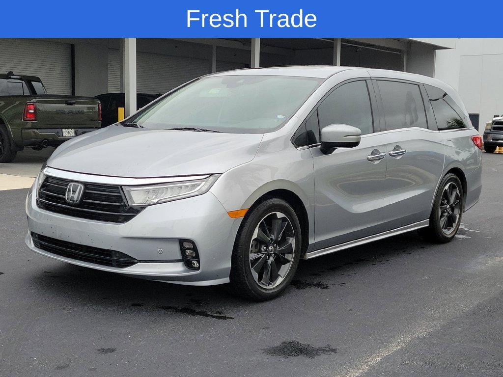 Used 2022 Honda Odyssey Elite image 3