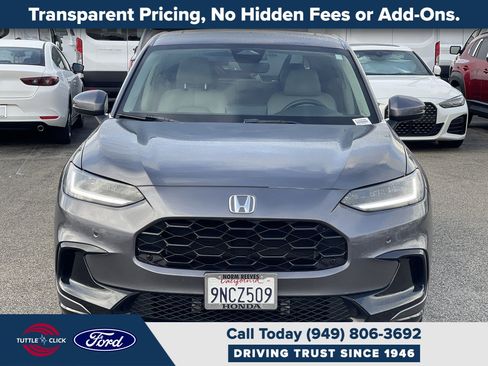 Used 2024 Honda HR-V EX-L image 2