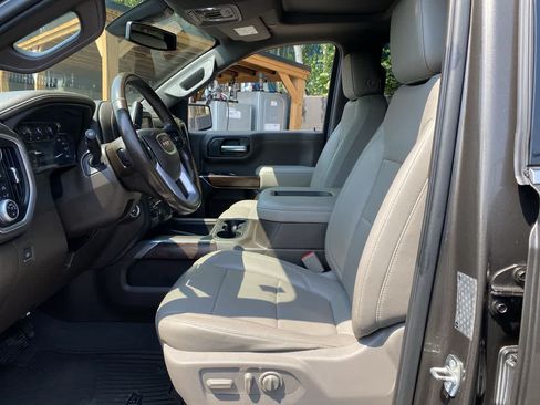 Used 2019 GMC Sierra 1500 SLT w/ SLT Premium Plus Package AWD/4WD image 13