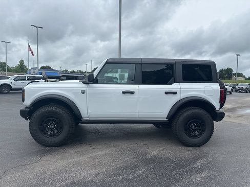 New 2026 Ford Bronco Big Bend w/ Black Diamond Package AWD/4WD image 6