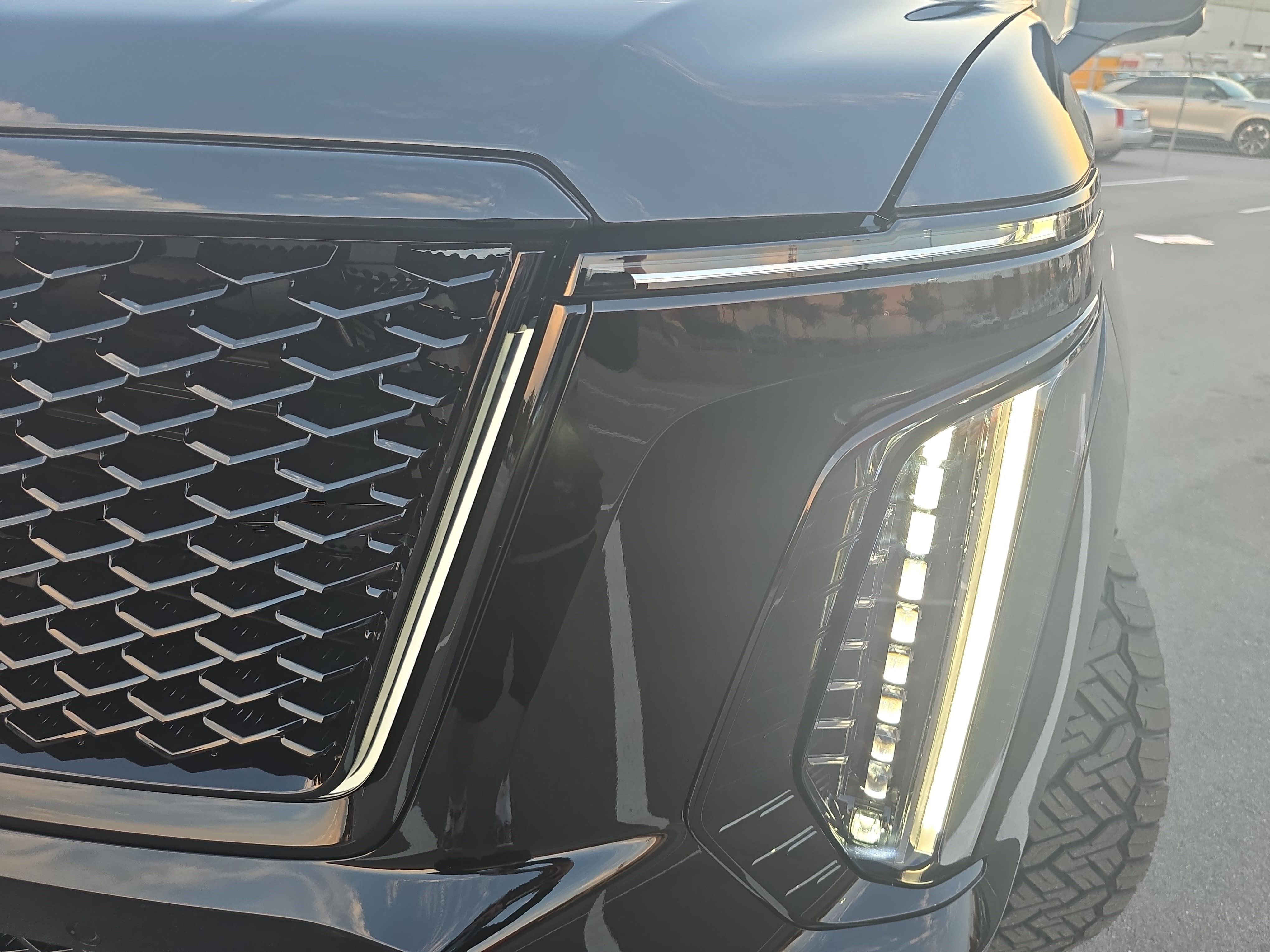 Certified 2026 Cadillac Escalade V AWD/4WD image 33