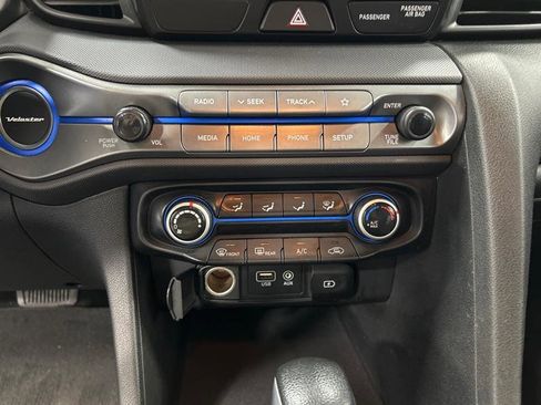 Used 2019 Hyundai Veloster 2.0 image 15