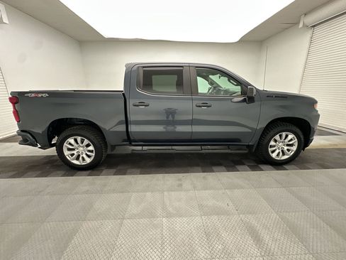 Certified 2022 Chevrolet Silverado 1500 Custom w/ LPO, Dark Essentials Package AWD/4WD image 8